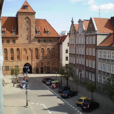 H&t Old Town Szeroka 77 * 그단스크